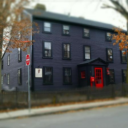 Daniels House Inn Salem Bagian luar foto