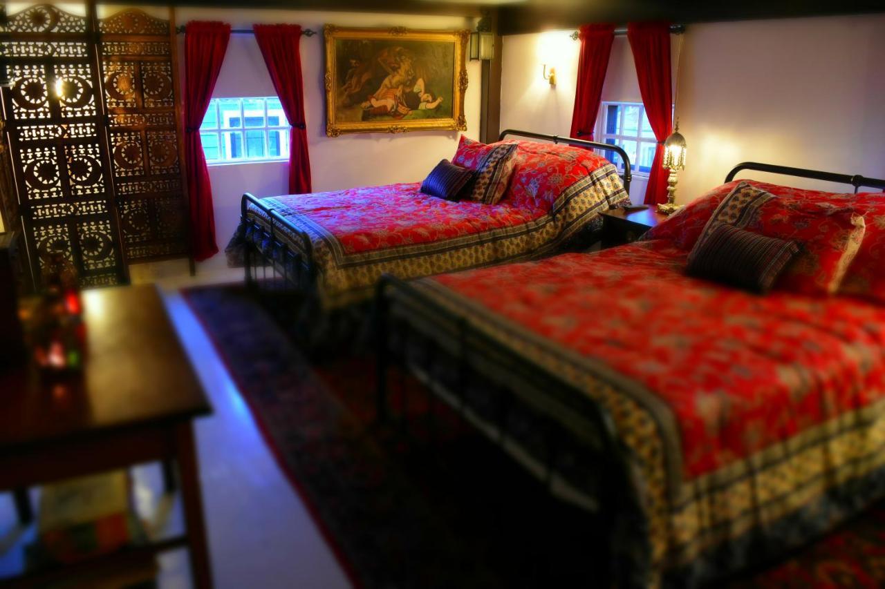 Daniels House Inn Salem Bagian luar foto