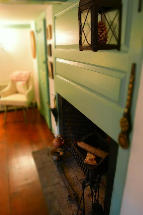 Daniels House Inn Salem Bagian luar foto