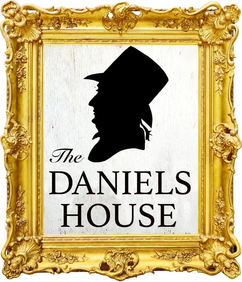 Daniels House Inn Salem Bagian luar foto